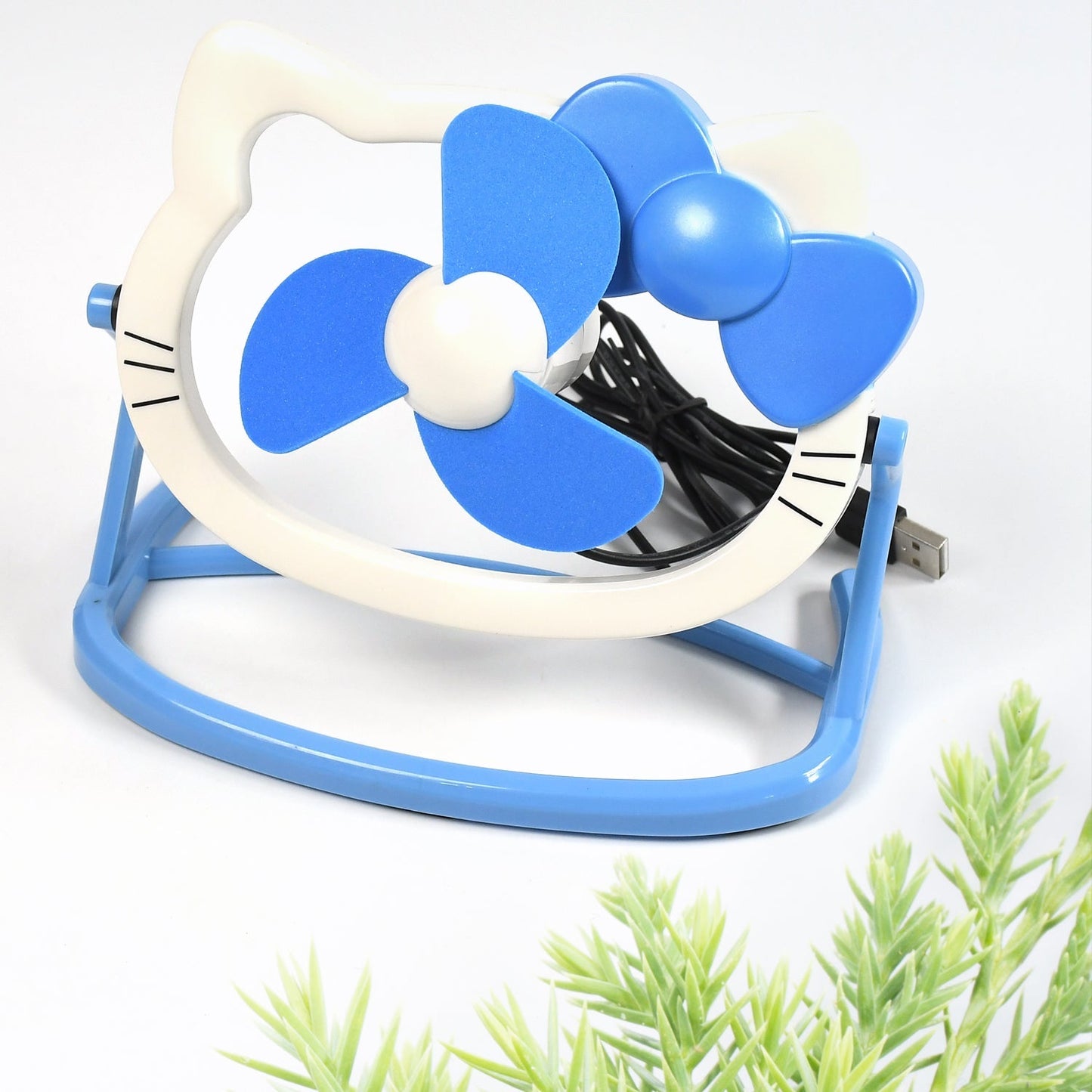 Hello Kitty Cute Mini USB Desktop Fan – Bright Color, Personal Desk Fan (Battery Not Included)